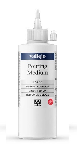 POURING MEDIUM VALLEJO 200ml